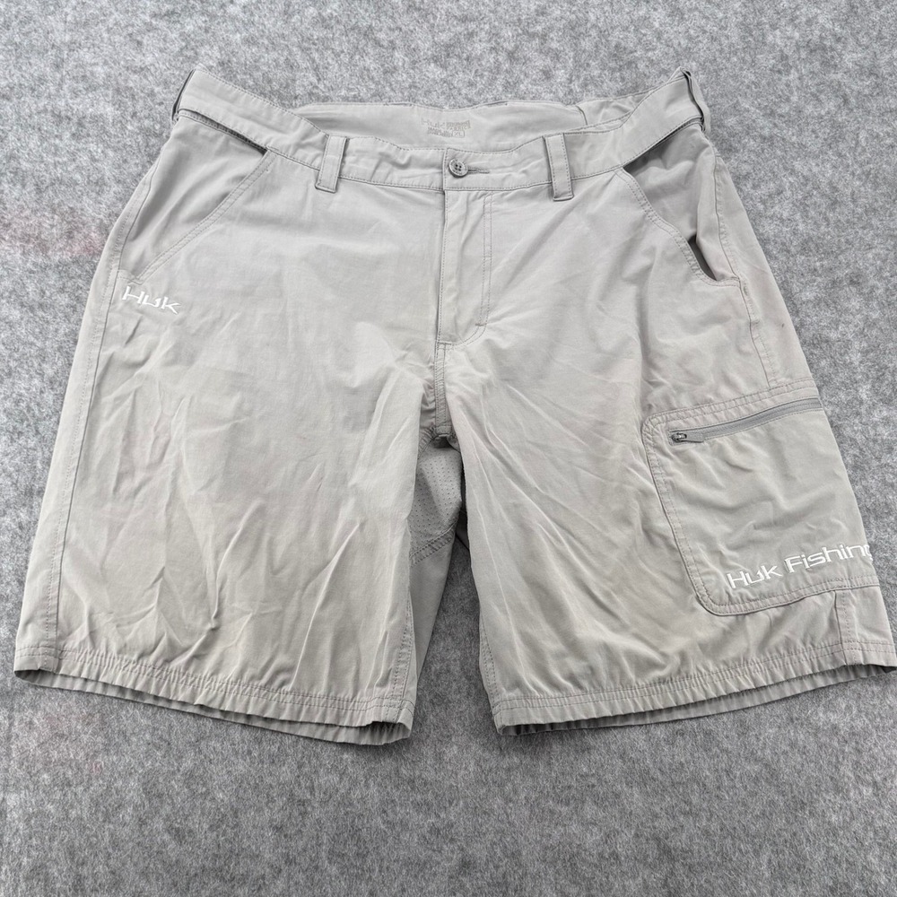 Huk Fishing Shorts Mens XL Gray Performance Cargo Pocket Quick Dry Breathable - Picture 1 of 14